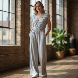 HALARA Womens Gray Breezy Wide Leg Jumpsuit Sz M Travel Chic Artsy Clean Girl